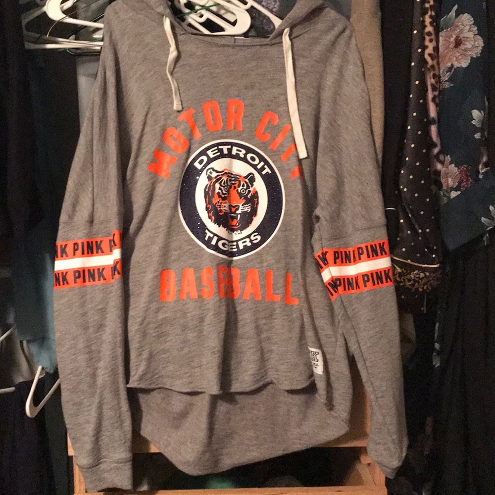 PINK Detroit Tigers sweatshirt size L